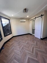 283 Monticello Ave, Unit Ground in Jersey City, NJ - Foto de edificio - Building Photo