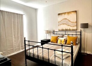 5360 Diplomat Ct in Kissimmee, FL - Foto de edificio - Building Photo