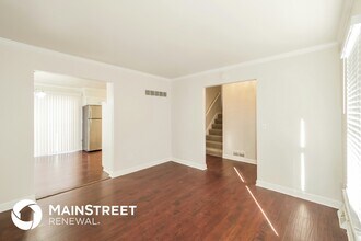 1800 E Sheridan Bridge Ln, Unit House in Olathe, KS - Foto de edificio - Building Photo