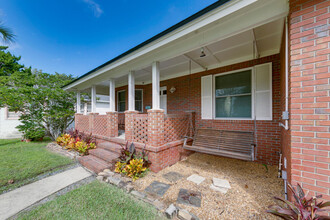 523 8th Ave N in Jacksonville Beach, FL - Building Photo - Building Photo