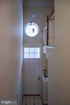 5115 Grimm Dr in Alexandria, VA - Building Photo