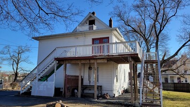 10 Marion St in Hudson, MA - Building Photo - Building Photo