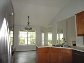 110 Saltcreek Point NE in Sugar Hill, GA - Building Photo - Building Photo