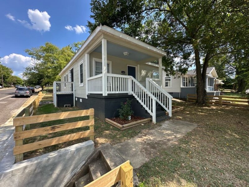 1601 Center St S in Birmingham, AL - Building Photo
