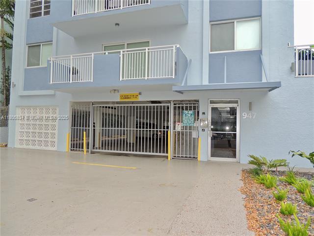 947 Lenox Ave, Unit 501 in Miami Beach, FL - Building Photo - Building Photo
