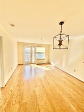 309 Sutton Dr in Mt Kisco, NY - Building Photo - Building Photo