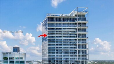 1100 Biscayne Blvd in Miami, FL - Building Photo - Building Photo