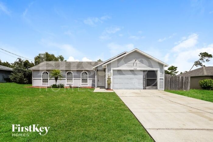 3325 Croton Ave in Deltona, FL - Building Photo