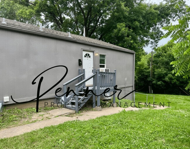 property at 600 S Cedar Ave