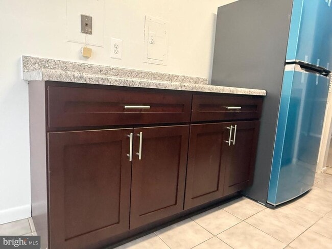 3300 Woodburn Village Dr in Annandale, VA - Building Photo - Building Photo