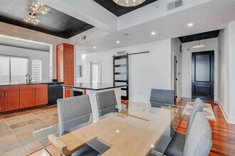 3505 Sage Rd in Houston, TX - Building Photo - Building Photo