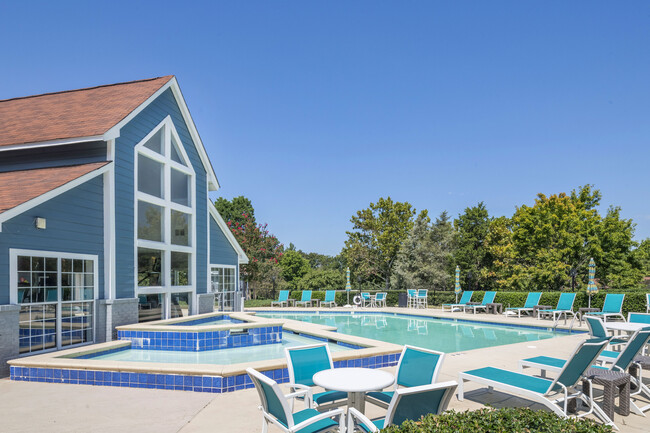 Canopy at Baybrook in Charlotte, NC - Building Photo - Building Photo