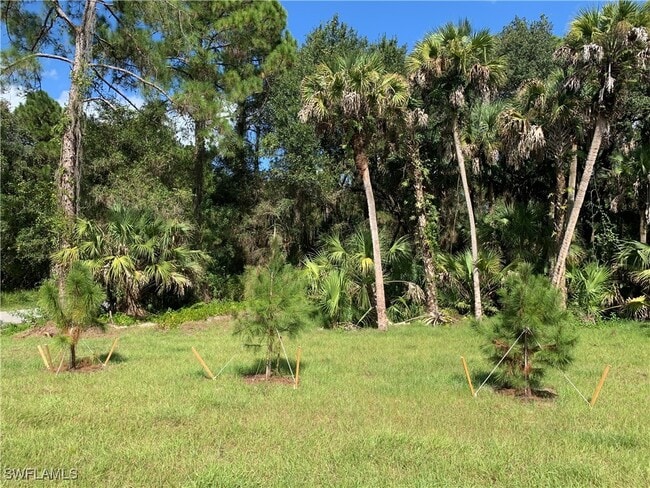 4360 Longwell Ln in North Port, FL - Foto de edificio - Building Photo