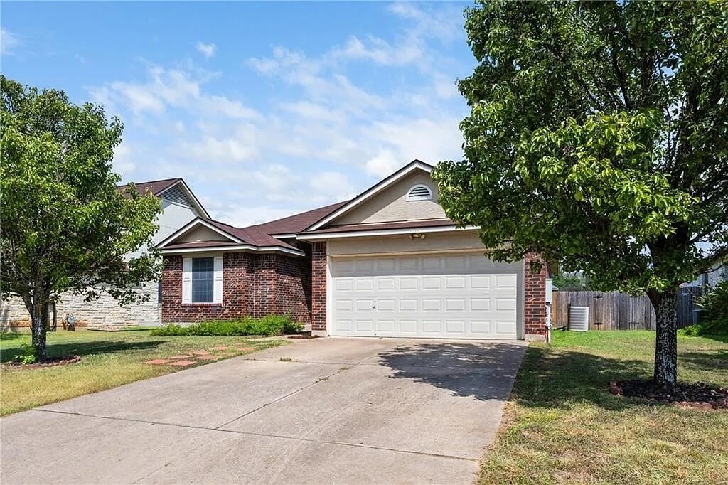 609 Ranchero Rd in Leander, TX - Building Photo