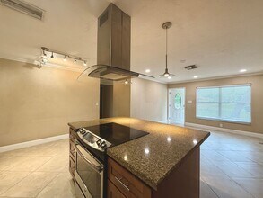 3400 Linden Dr in Sarasota, FL - Foto de edificio - Building Photo