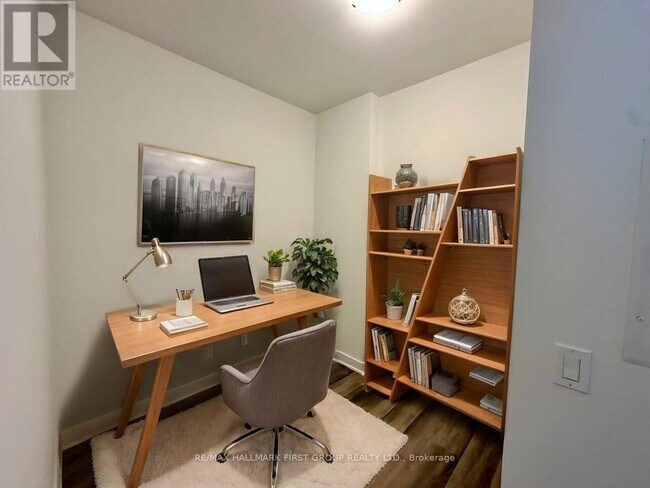 1010 Sandy Beach Rd in Pickering, ON - Building Photo - Building Photo