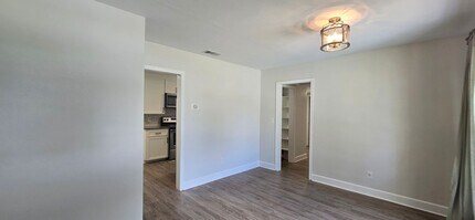 4456 Cambridge Rd in Jacksonville, FL - Building Photo - Building Photo