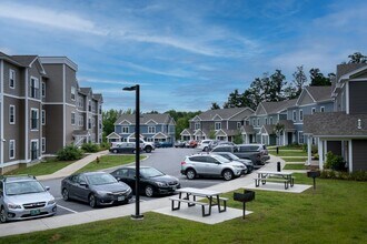 85 Griffin Ln in Essex Junction, VT - Building Photo - Building Photo