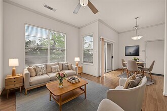 1441 East St in Houston, TX - Foto de edificio - Building Photo