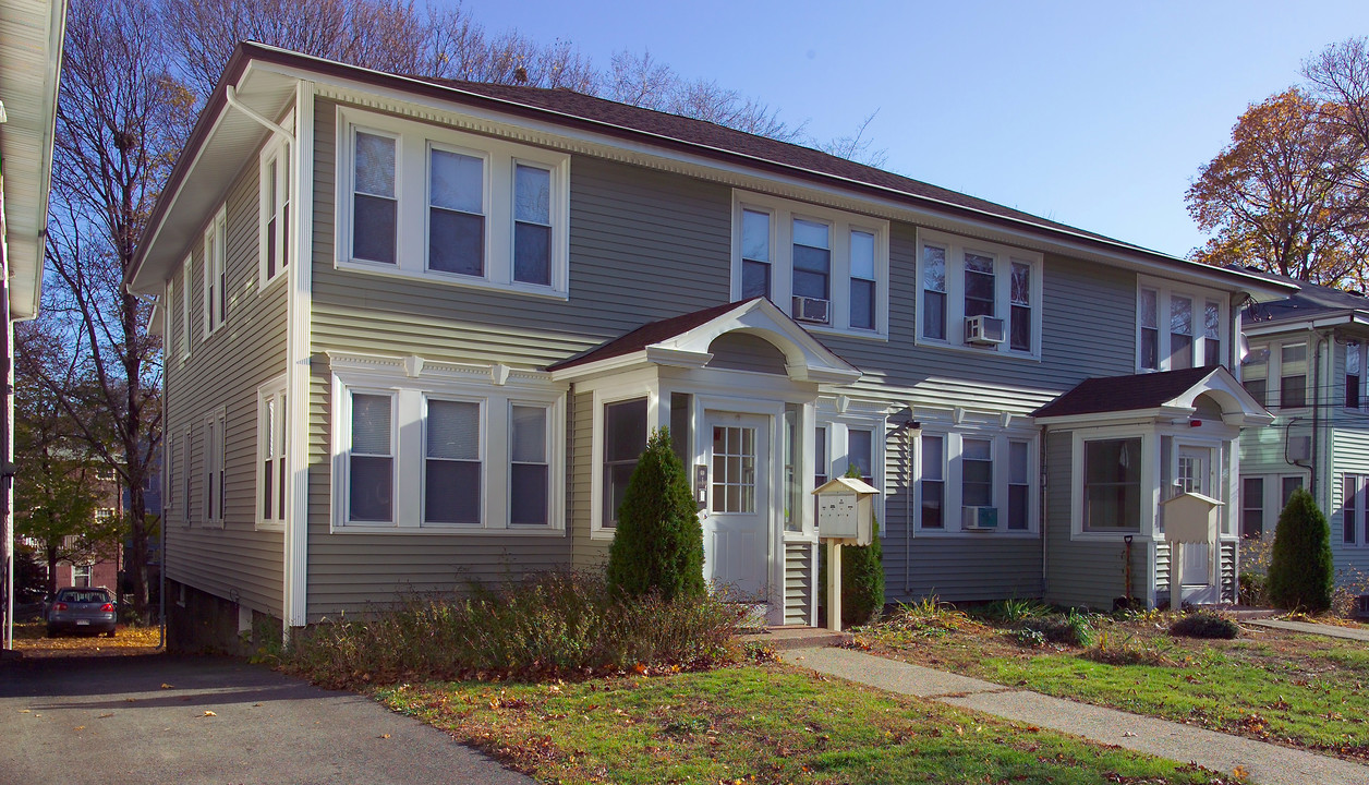 94-96 Old Colony Ave in Quincy, MA - Building Photo