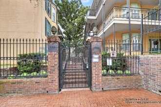 6318 Richmond Ave in Dallas, TX - Building Photo - Building Photo