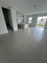 2660 Skyline Lp in Kissimmee, FL - Building Photo - Building Photo