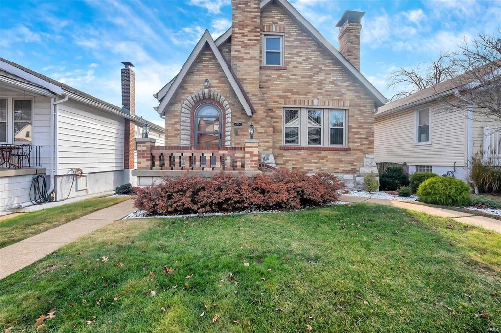 6304 Bradley Ave in St. Louis, MO - Building Photo