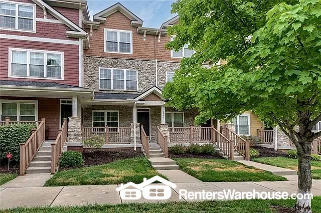 property at 2806 Lake Ave