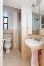 340 E 18th St in New York, NY - Building Photo - Building Photo