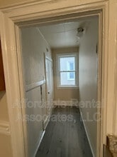 616 W Rogers St in Milwaukee, WI - Building Photo - Building Photo