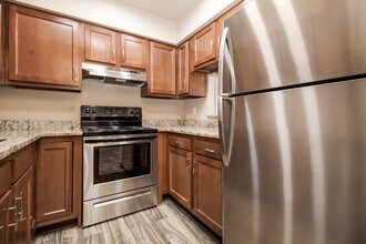 The Shore Club in Huron, OH - Building Photo - Building Photo