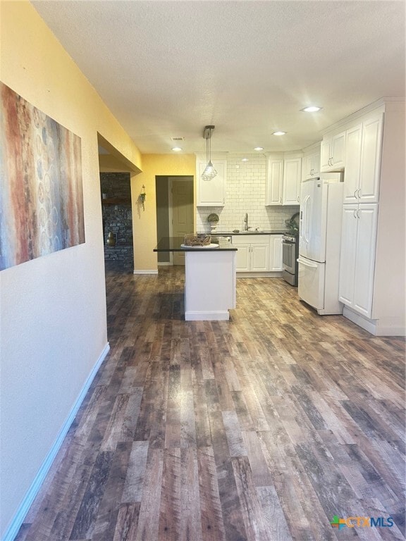 property at 104 Veazey Dr