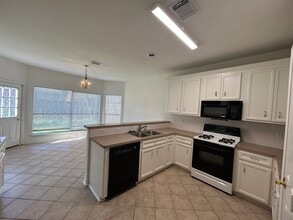 1419 Miller Ave in Katy, TX - Foto de edificio - Building Photo