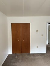 370 Newton Cir in Akron, OH - Building Photo - Building Photo