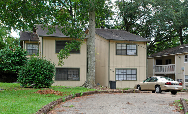 817 California St in Tallahassee, FL - Building Photo - Building Photo