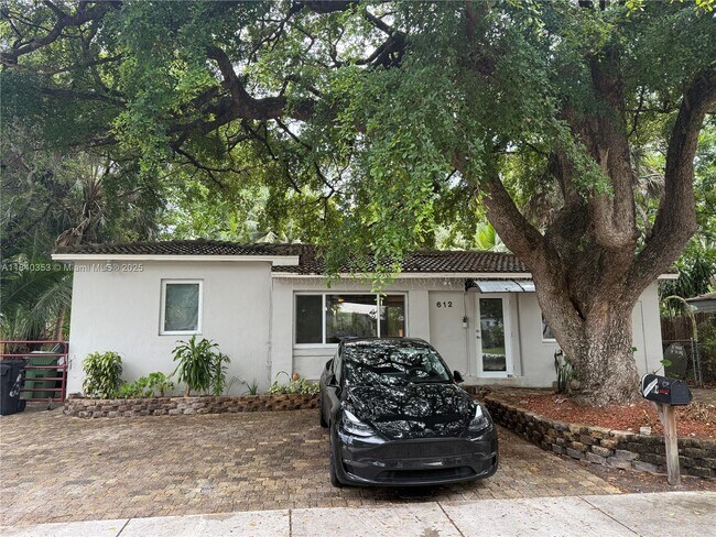 property at 612 SW 11th Ct