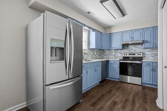 5100 Egham Ct in Virginia Beach, VA - Building Photo - Building Photo
