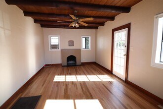 407 Vassar Dr SE in Albuquerque, NM - Building Photo - Building Photo