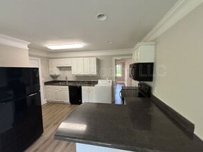 494 Birney St NE in Marietta, GA - Building Photo - Building Photo