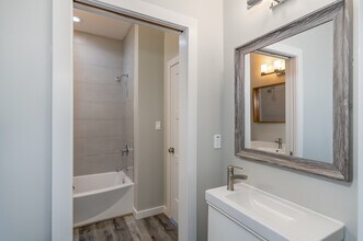 2740 Lafayette Ave in St. Louis, MO - Building Photo - Building Photo