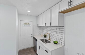 2754 Hermitage Ave in St. Louis, MO - Building Photo - Building Photo