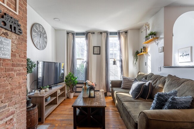 148.5 Union St in Jersey City, NJ - Building Photo - Building Photo