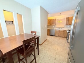 3502 Wilder Dr in Bloomington, IL - Building Photo - Building Photo