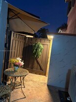 15470 SW 47th St in Miami, FL - Building Photo