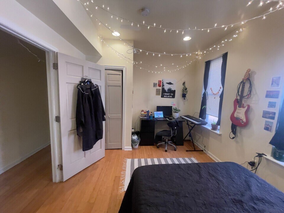 1518 N 17th St in Philadelphia, PA - Building Photo