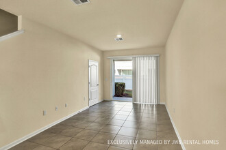 612 Yellow Oaks Ln in Orange Park, FL - Building Photo - Building Photo