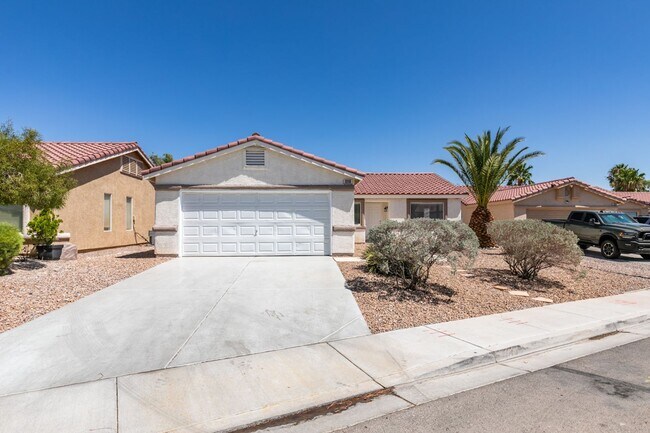 property at 3118 Honeysuckle Ave