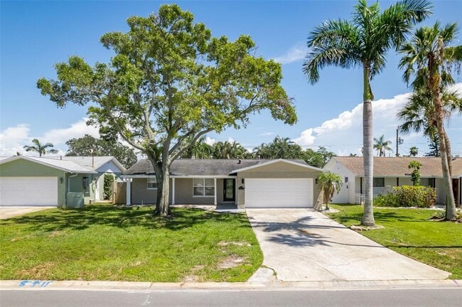property at 2026 Bayou Grande Blvd NE