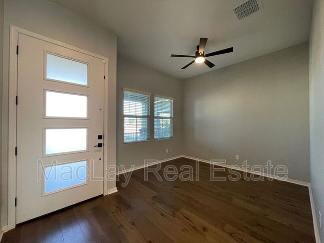 3869 E Arabian Dr in Gilbert, AZ - Building Photo - Building Photo