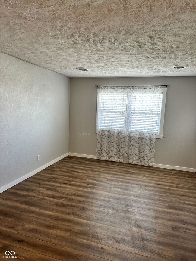 6497 W 300 S in Anderson, IN - Building Photo - Building Photo